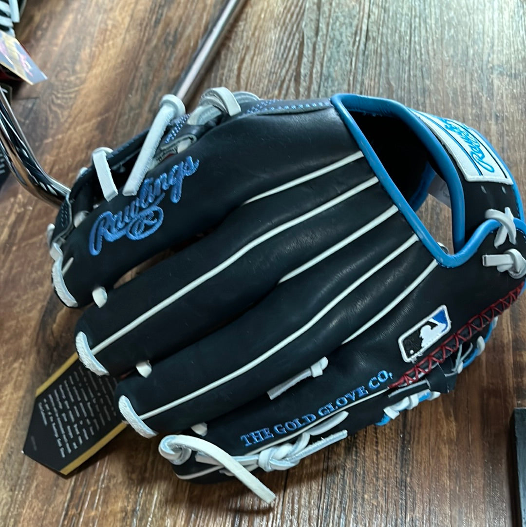 JULY 2023 Glove of the month