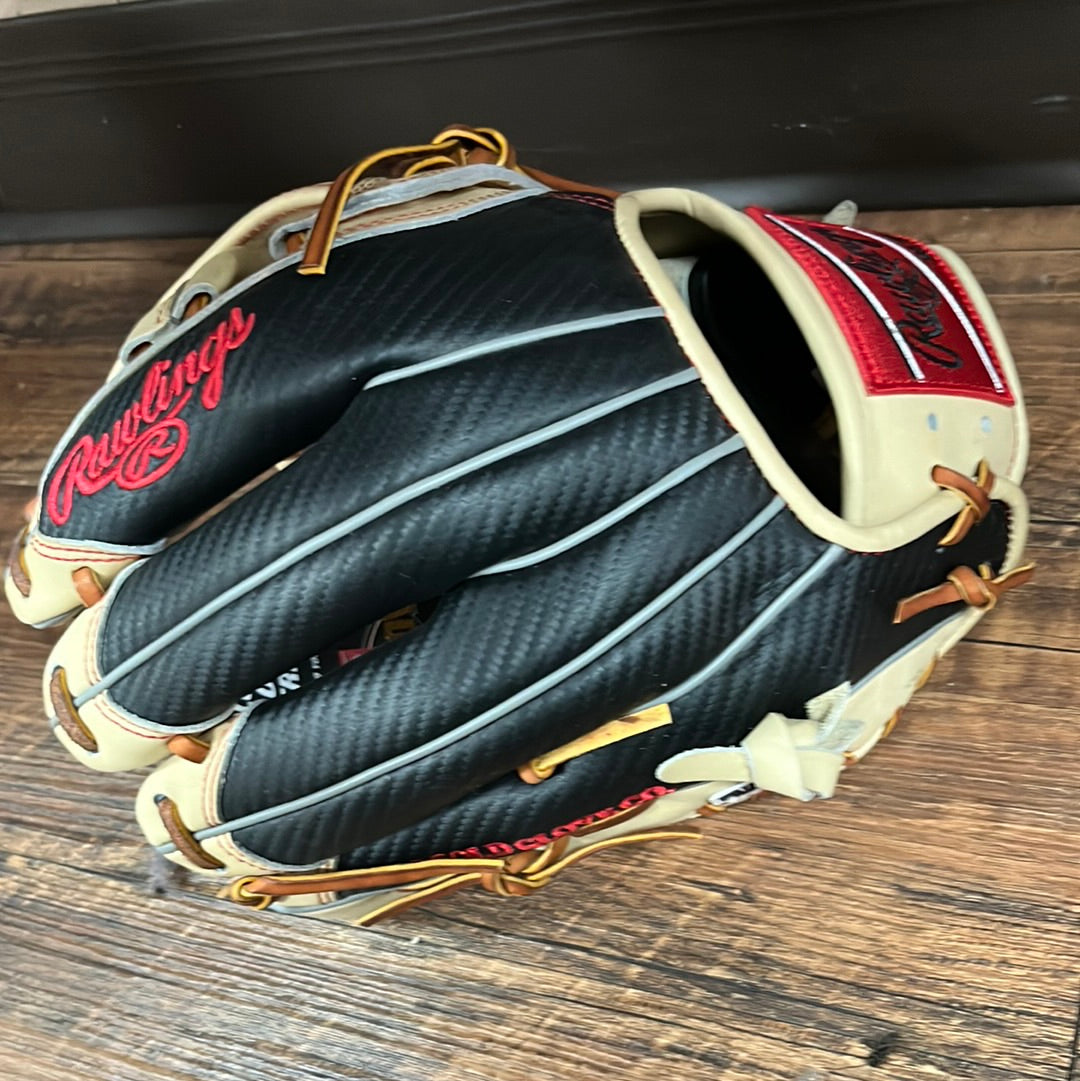 NOVEMBER 2023 Glove of the month